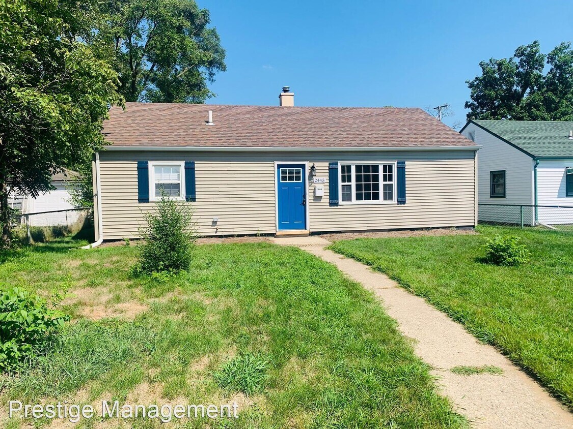 2445 Vermillion St, Lake Station, IN 46405 House Rental in Lake