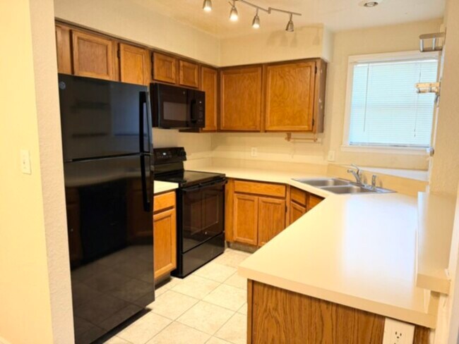 Foto del edificio - 2 bedroom 2 bath condo in Parkview Village of Winter Park