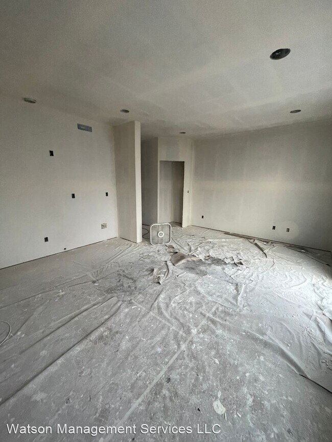 3 br, 2.5 bath House - 558 Harrison St. photo'
