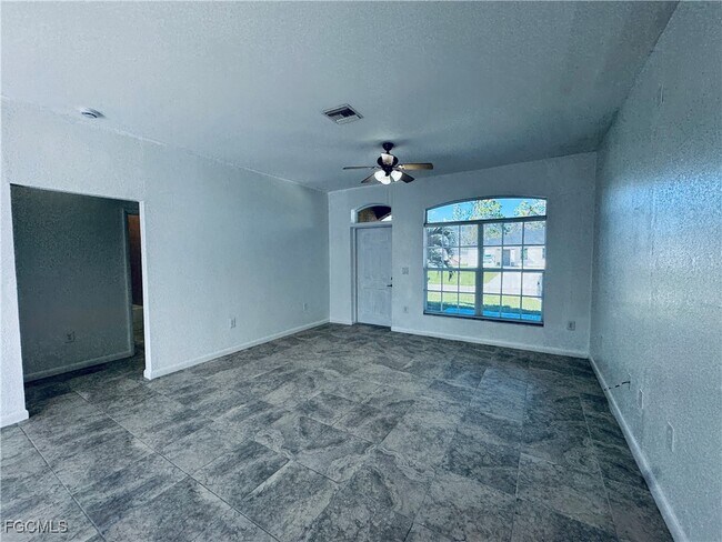 Foto del edificio - 4813 30th St SW