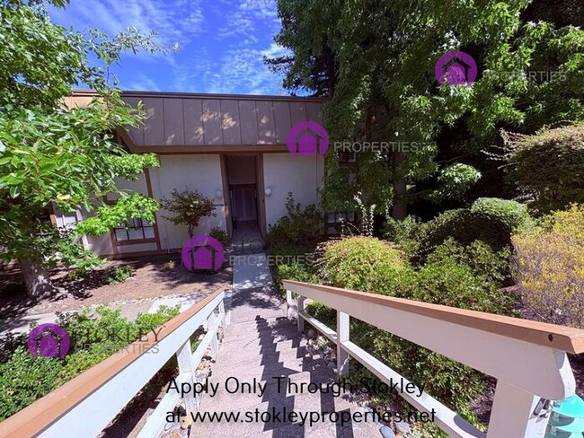 Building Photo - 1317 Canyonwood Ct