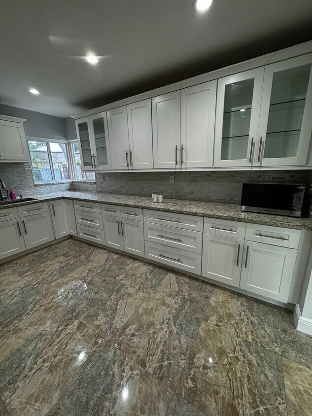 Photo - 1041 NE 178th Terrace (North Miami Beach, FL)