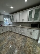 Building Photo - 1041 NE 178th Terrace