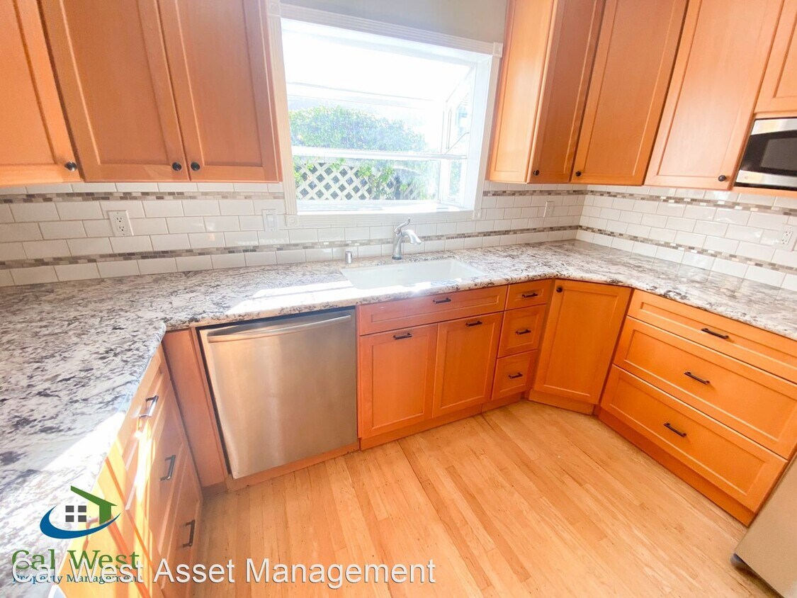 Foto principal - 4 br, 2 bath House - 5960 Arabian Court