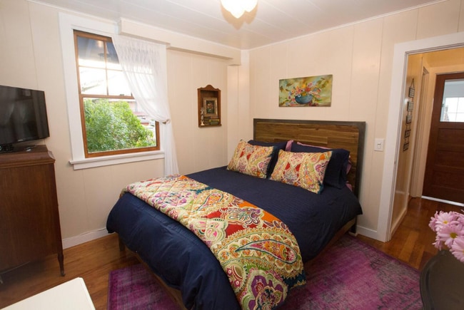 Building Photo - Charming 3-Bedroom, 1.5-Bath Duplex in Pacific Grove