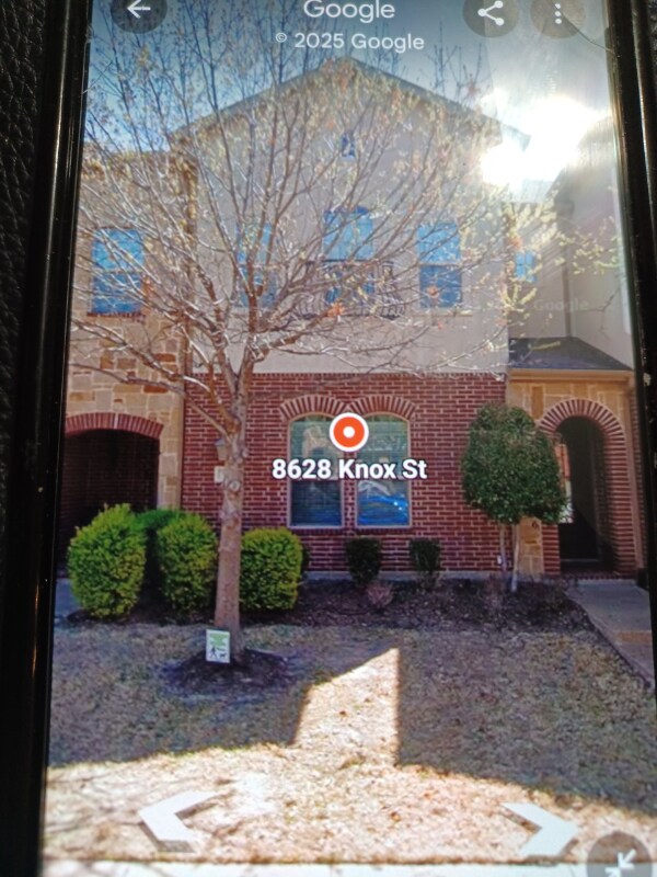 Foto principal - 8628 Knox St