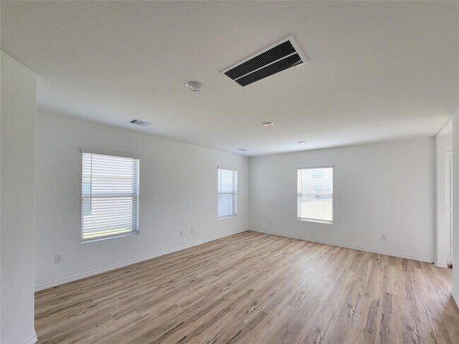 Building Photo - 11079 N Lake Mist Ln