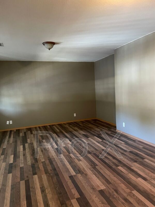 Foto principal - 4545 E Zora St