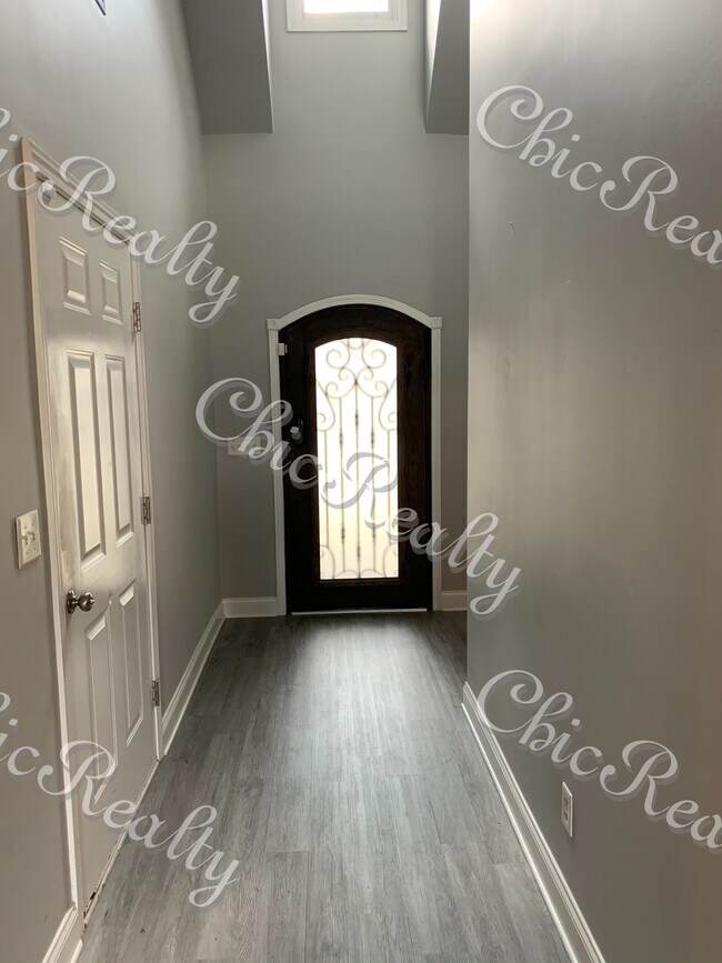 Hallway - 1215 Overlook Dr