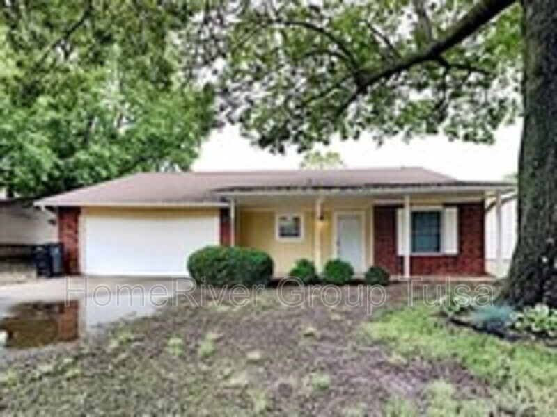 Foto principal - 7505 S Maple Ave