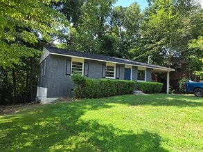 Building Photo - 3584 Fairlane Dr NW