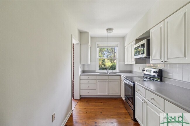 Building Photo - 4602 Sussex Pl