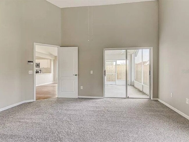 Building Photo - 7692 Stonebrook Cir