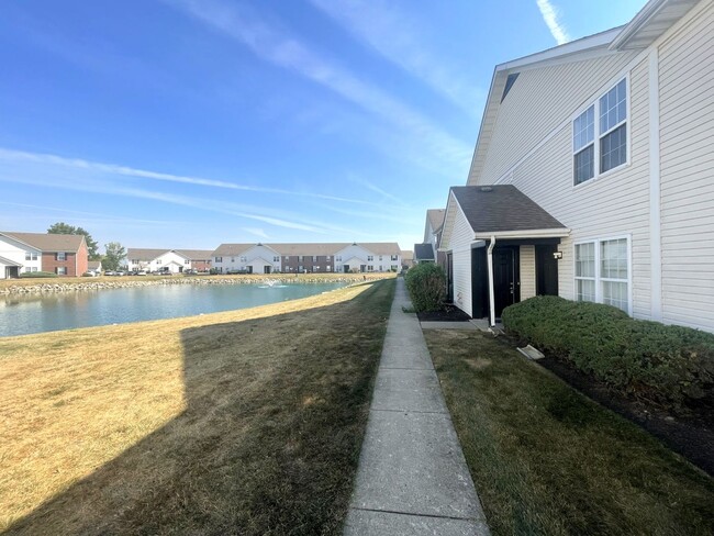 Building Photo - 5566 Garden Ridge