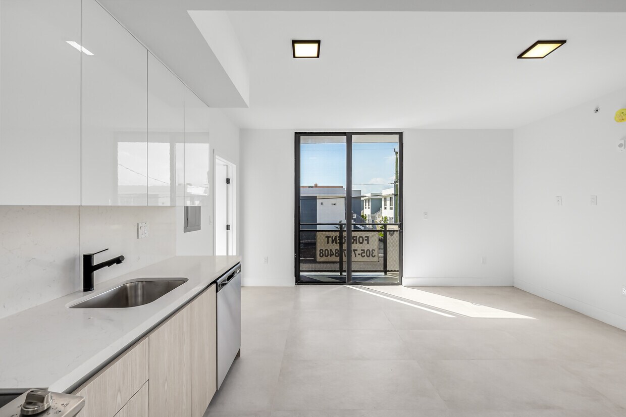 1547 Nw 2nd St Unit Abensa LLC, Miami, FL 33125 - 1547 Nw 2nd St Miami ...