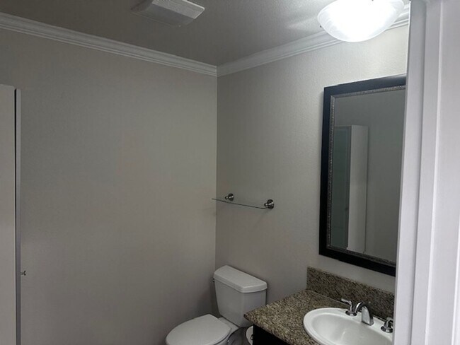 Foto del edificio - Bankers Hill Townhome