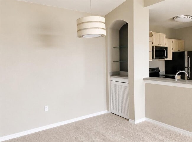 Building Photo - 1420 Lake Shadow Cir