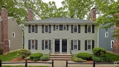 Building Photo - 710 Wellman Ave