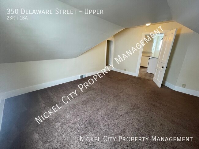 Foto del edificio - 350 Delaware St
