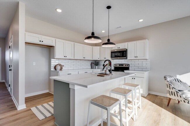 Foto del edificio - Long Beach-Tracy Plan