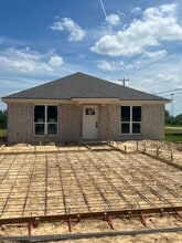 Building Photo - 2211 Parrish St
