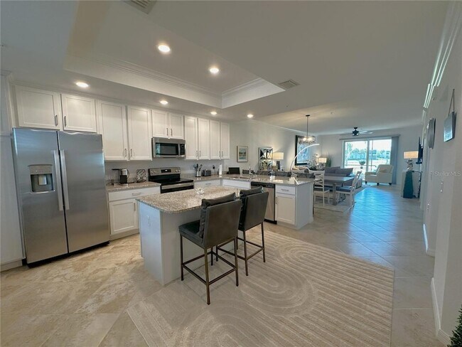 Building Photo - 14040 Heritage Landing Blvd