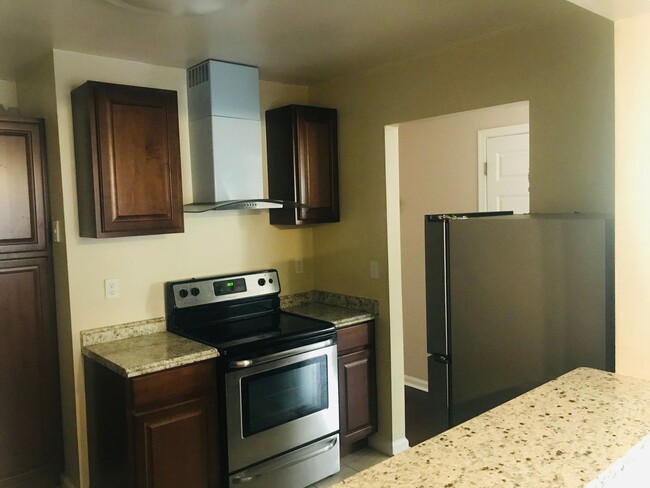 Foto del edificio - Welcome to 3417 Faraday Lane! "ASK ABOUT O...