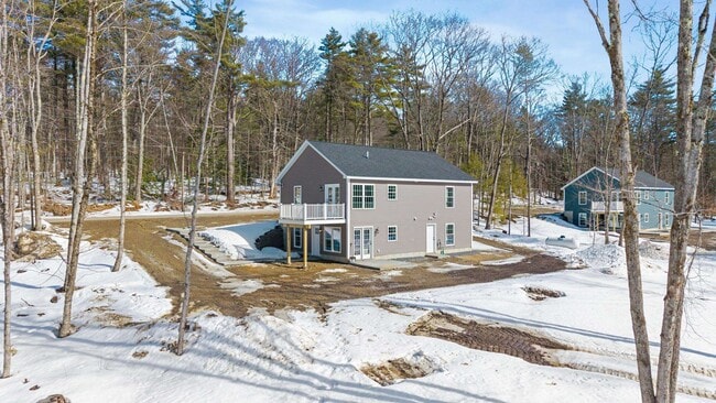 Building Photo - 142 S Main St