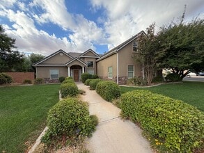 Building Photo - 135 Orchard Ln