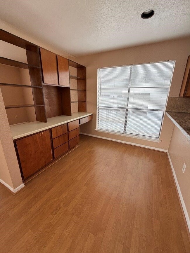 Foto del edificio - 7901 Cambridge St