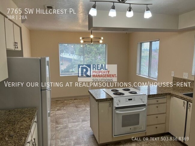 Foto del edificio - 7765 SW Hillcrest Pl