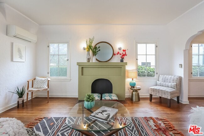 Foto del edificio - 1220 S Highland Ave