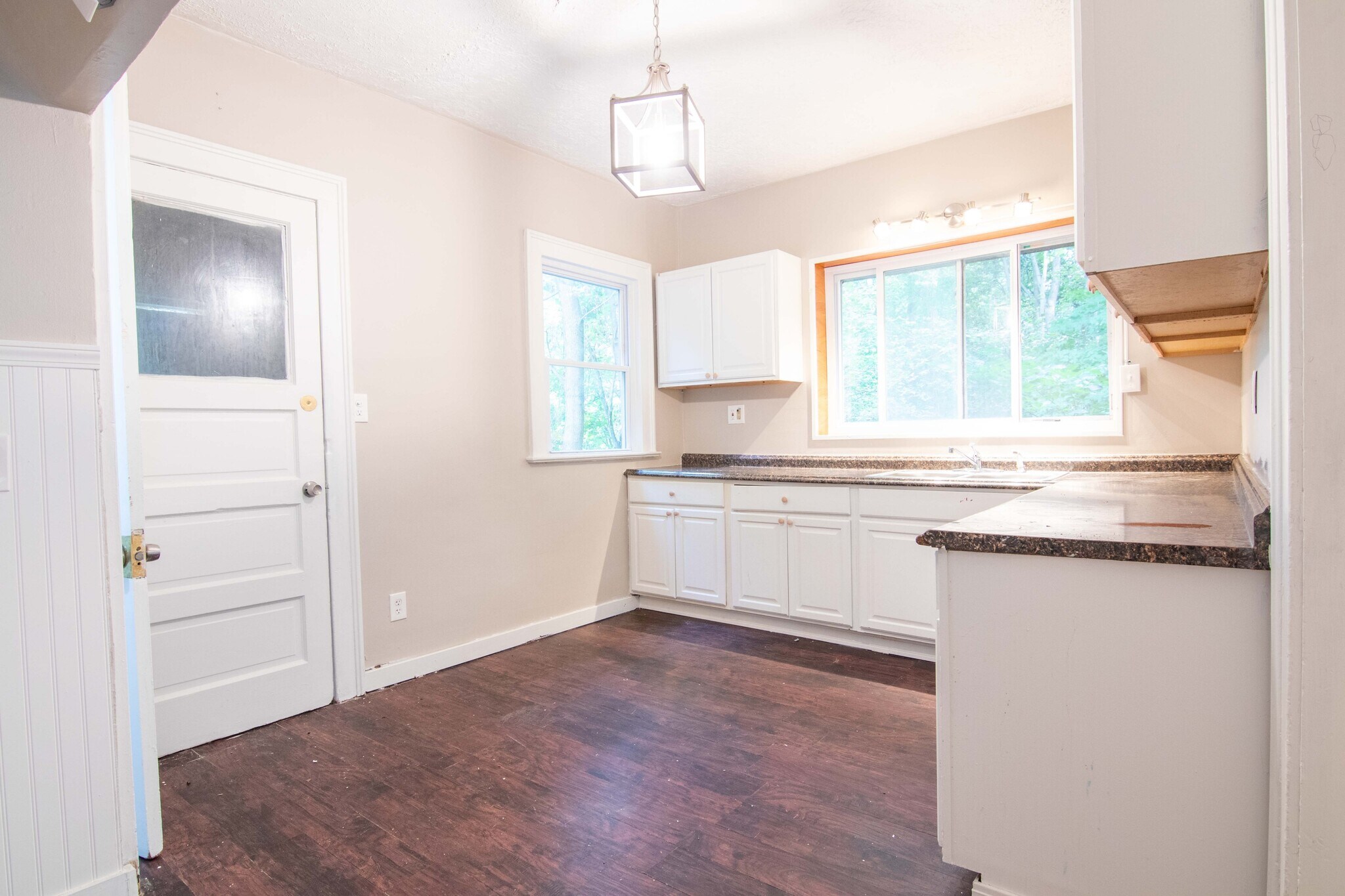 14441 Superior Ave Cleveland Heights, OH 44118 – photo 4