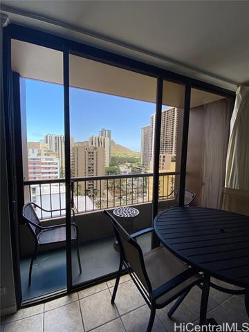 Foto del edificio - 320 Lili?uokalani Ave