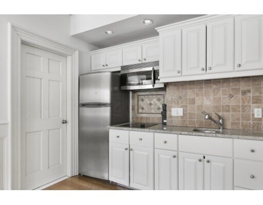 Foto del edificio - 322 Beacon St