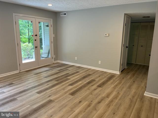 Foto del edificio - 75 Kenwood Dr