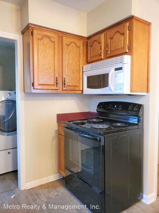 Building Photo - 3 br, 1.5 bath House - 7409 Michael Dr.