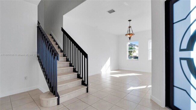 Foto del edificio - 17994 NW 87th Pl