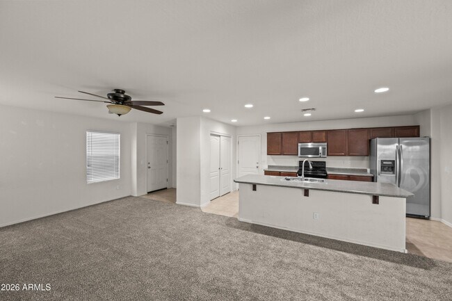 Foto del edificio - 472 N Ranger Trail