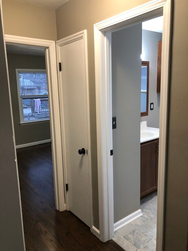 Hallway - 829 S Sherman St