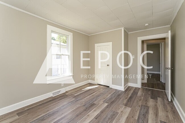 Foto del edificio - 2017 E 18th St