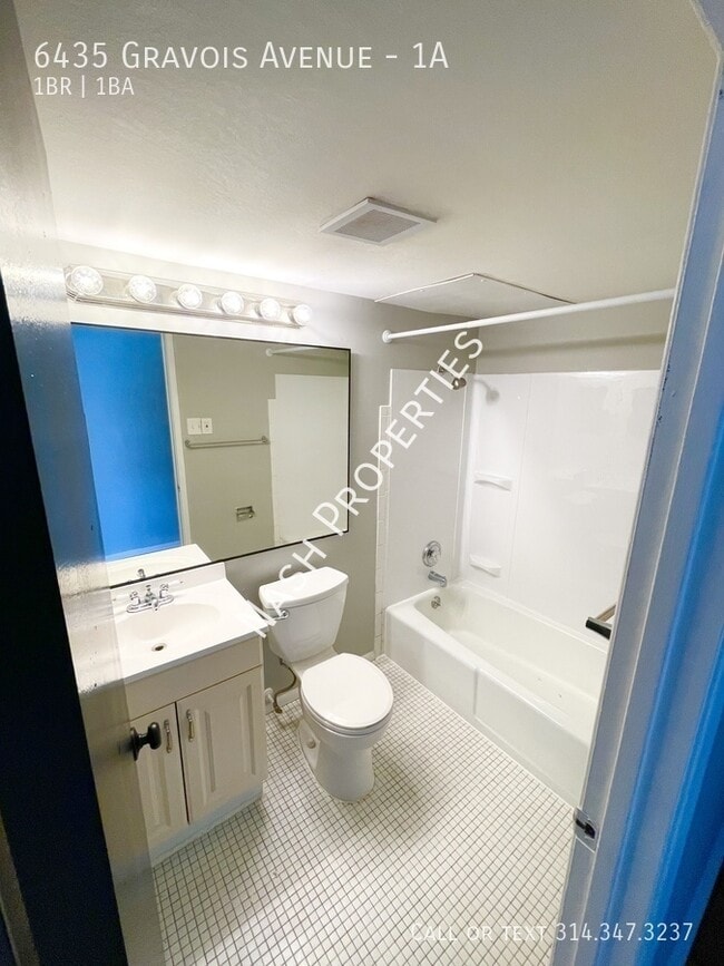 Building Photo - 6435 Gravois Ave