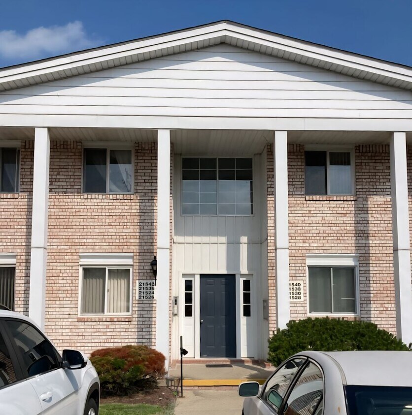 Foto principal - St Clair Shores 2 bedroom condo