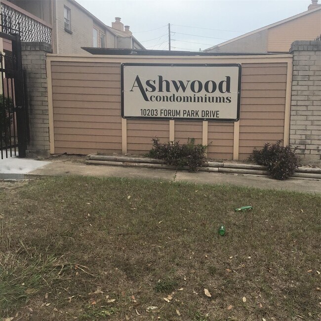 Foto del edificio - 10203 Forum Park Dr