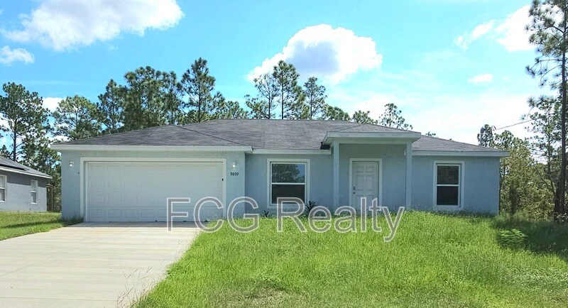 Foto principal - 9809 N Santee Terrace