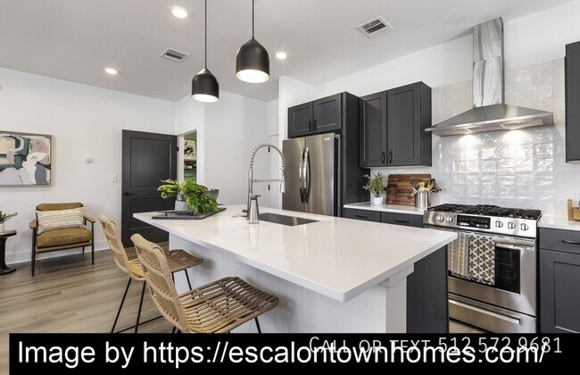 Foto del edificio - 183 S Brook Dr