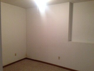 Building Photo - 59 Lilac Ln
