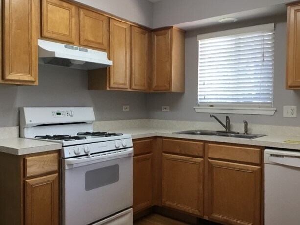 Foto del edificio - 2821 Carlsbad Cir