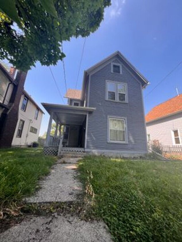 Foto principal - 1845 14th Ave