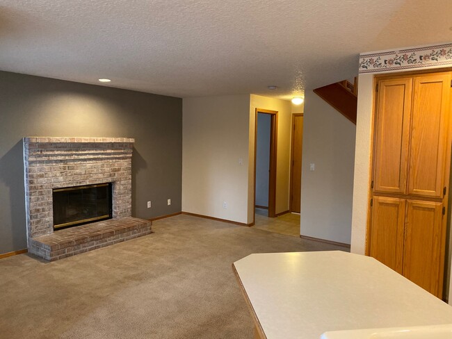 Building Photo - 8354 SW Bonaventure Ln